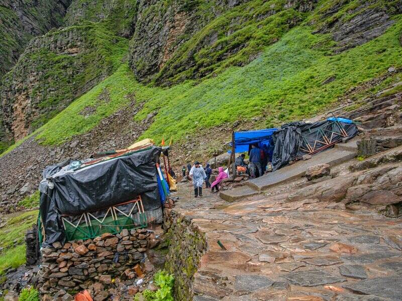 Hemkund Sahib Trek Route