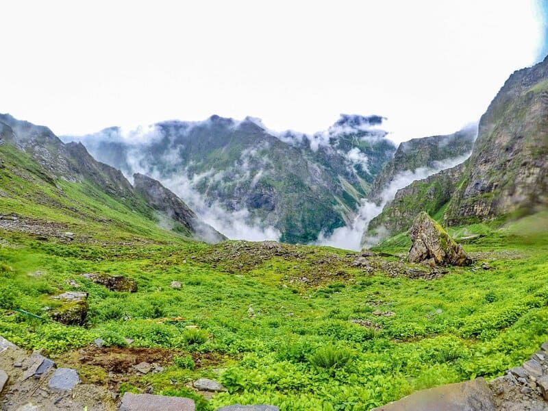 Hemkund Trek Views