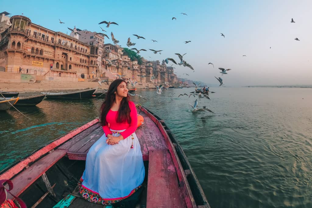 boat tour in varanasi